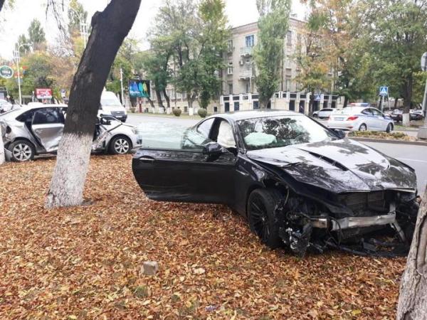 В столкновении двух иномарок пострадала женщина в Пятигорске